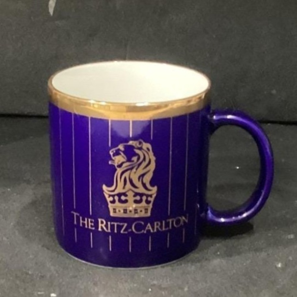 The Ritz Carlton Luxury Hotel Coffee Mug Cobalt Blue 22K Gold Lion Crown Logo